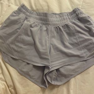 2.5” lululemon hotty hot shorts